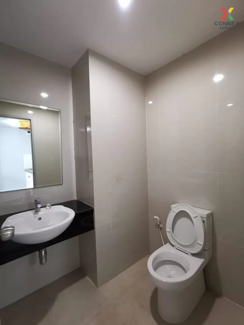 FOR RENT condo , City Room Ratchada - Suttisan , nice view , high