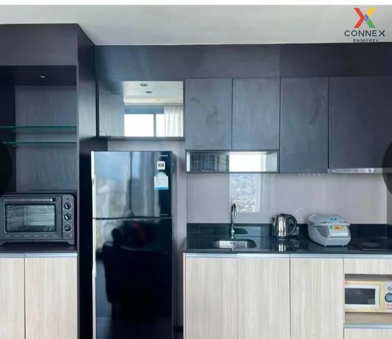 FOR RENT condo , EDGE Sukhumvit 23 , nice view , high floor , BTS 3