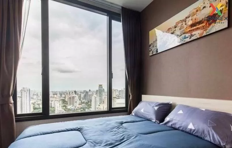 FOR RENT condo , EDGE Sukhumvit 23 , nice view , high floor , BTS
