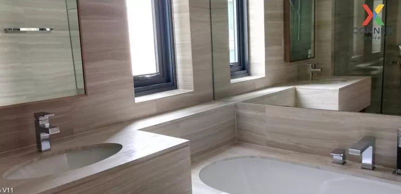 FOR RENT condo , The Diplomat 39 , nice view , high floor , BTS-P 4