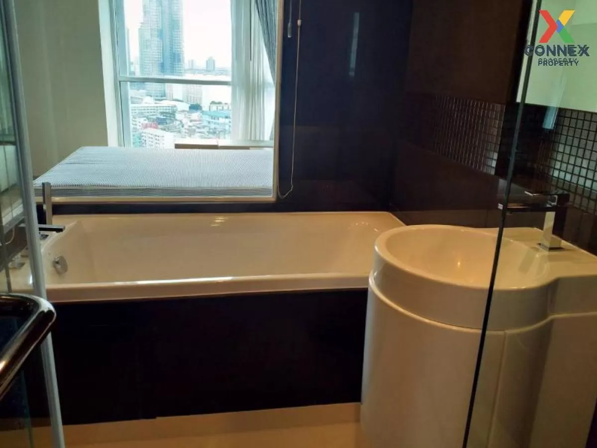 เช่าคอนโด  ริทึ่ม สาทร วิวแม่น้ำ BTS-สะพานตากสิน ทุ่งมหาเมฆ เขต ส