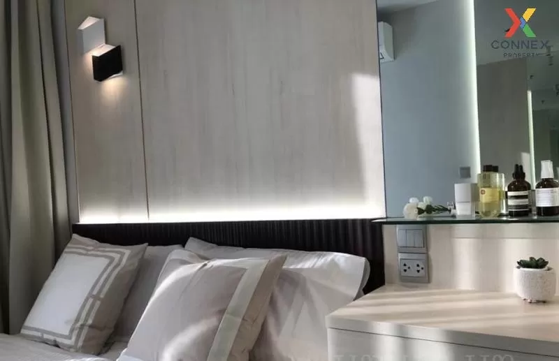 FOR RENT condo , Life Asoke Hype Rama 9 , high floor , MRT-Phra R