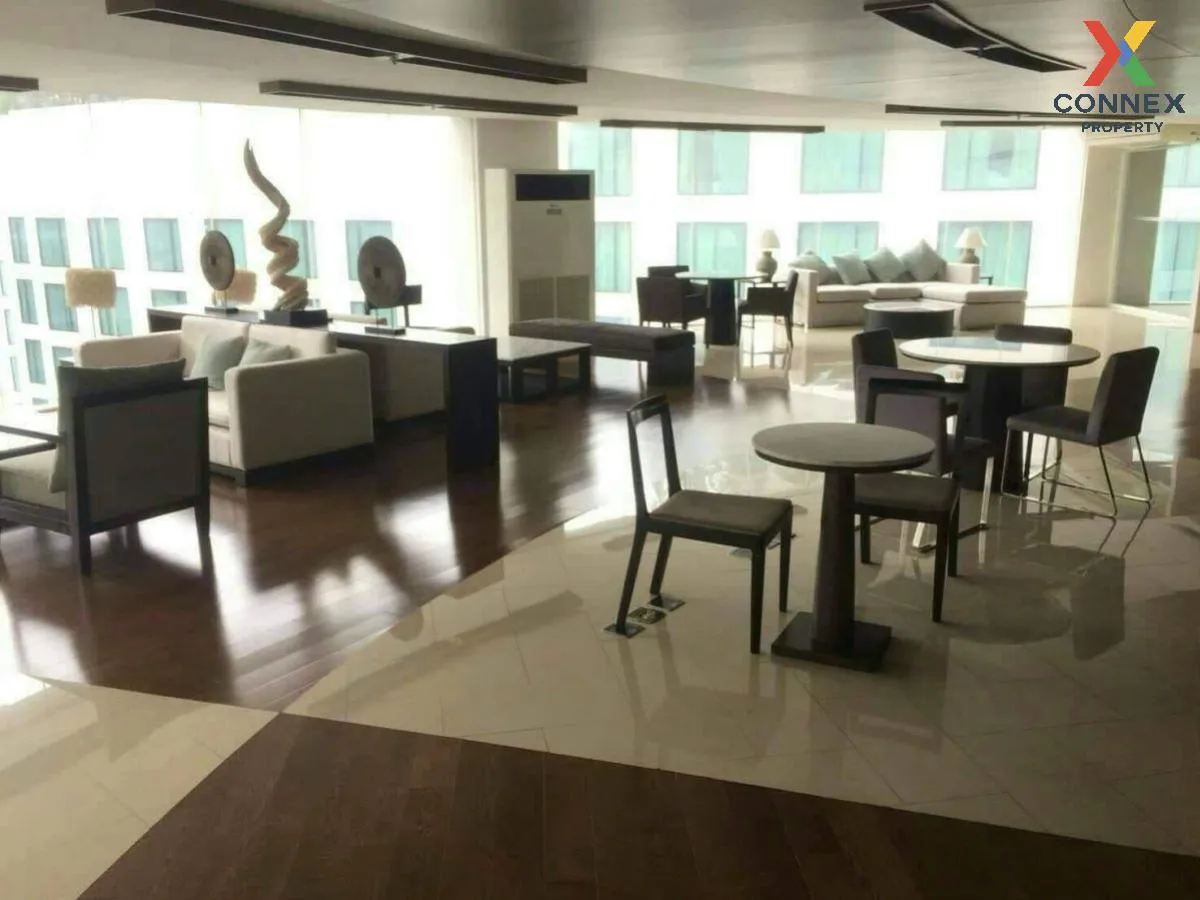 เช่าคอนโด  15 สุขุมวิท เรสซิเดนซ์ BTS-นานา คลองเตยเหนือ เขต วัฒนา