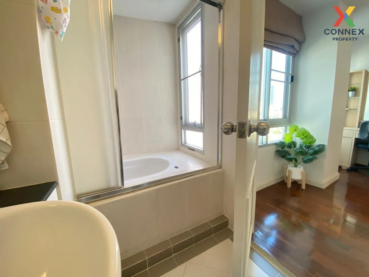 เช่าคอนโด  โฟร์ตี้ไนน์ พลัส BTS-ทองหล่อ คลองตันเหนือ เขต วัฒนา กร