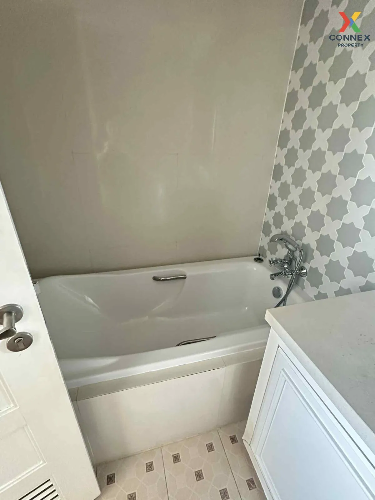 FOR RENT condo , Aguston Sukhumvit 22 , BTS-Phrom Phong , Khlong 