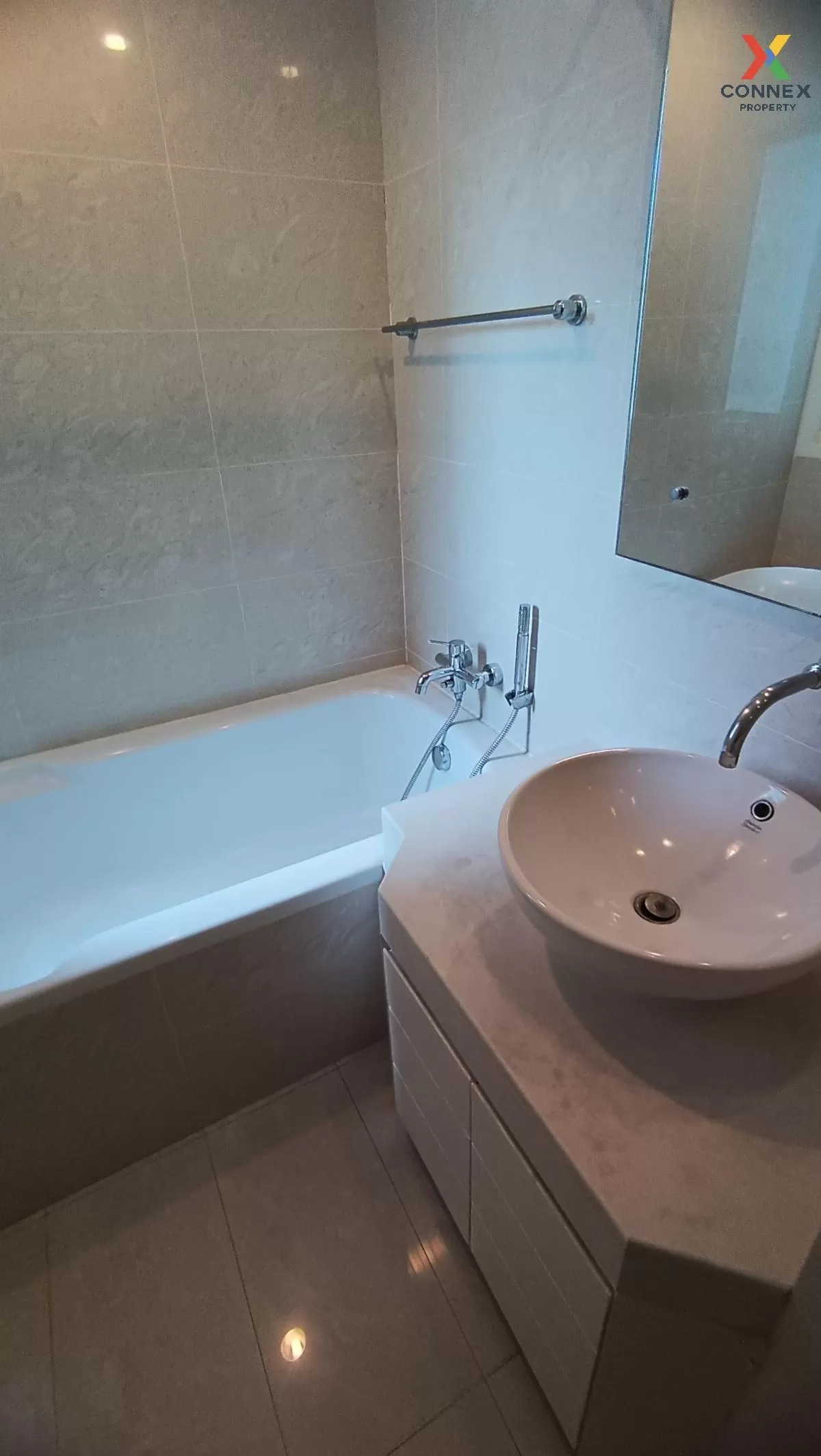 FOR RENT condo , Baan Siri 24 , BTS-Phrom Phong , Khlong Tan , Kh
