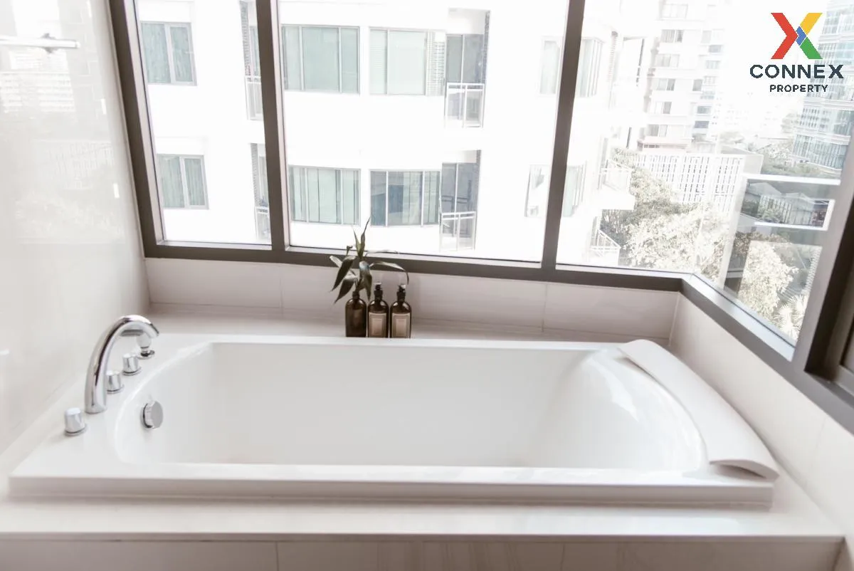 FOR RENT condo , Bright Sukhumvit 24 , BTS-Phrom Phong , Khlong T