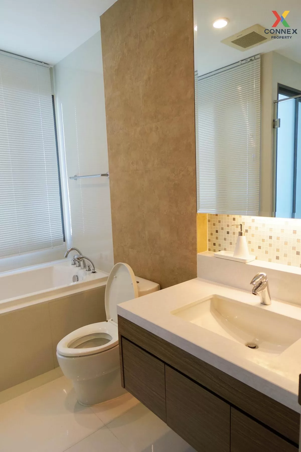 FOR RENT condo , Bright Sukhumvit 24 , BTS-Phrom Phong , Khlong T