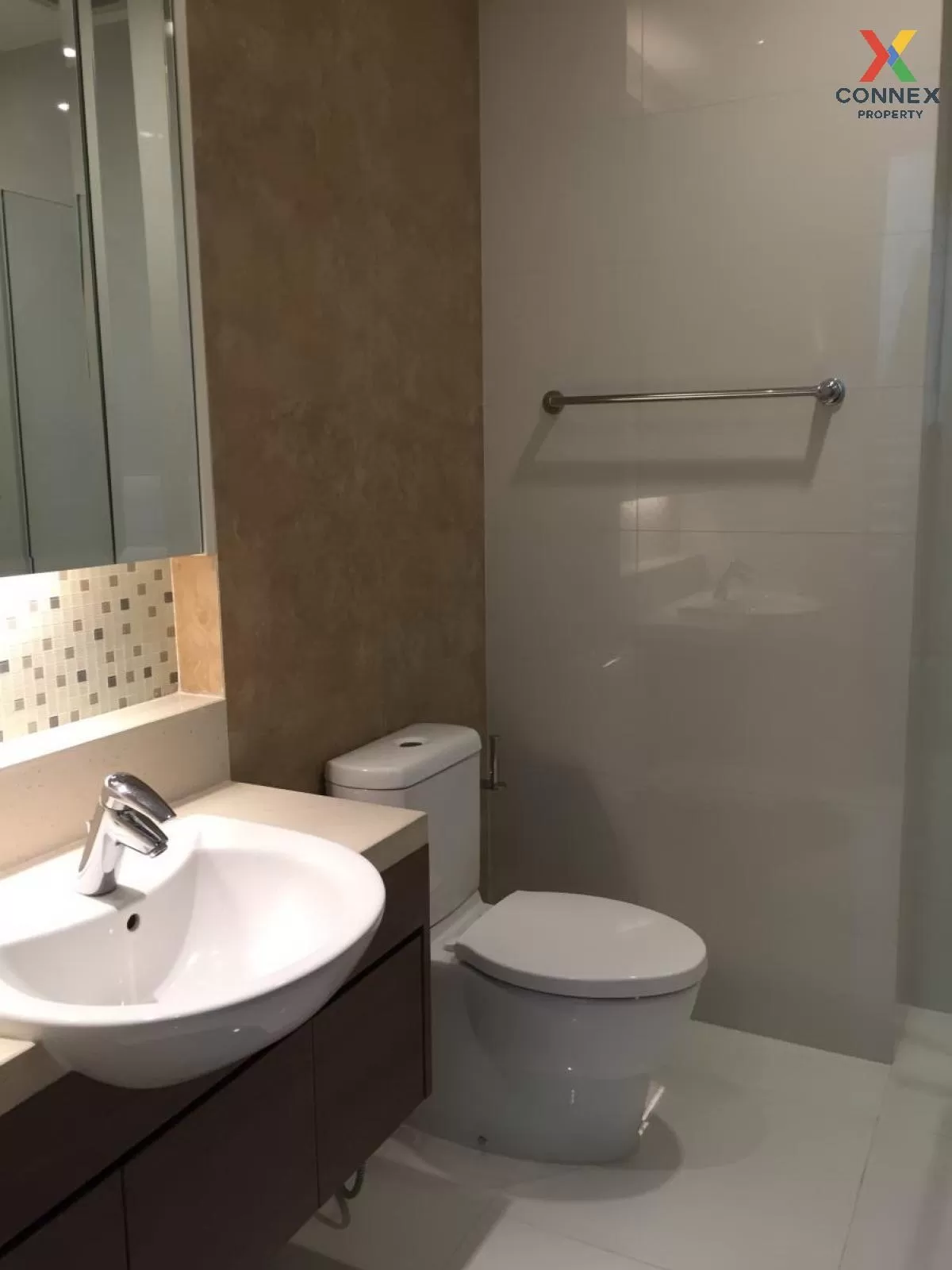 FOR RENT condo , Bright Sukhumvit 24 , BTS-Phrom Phong , Khlong T