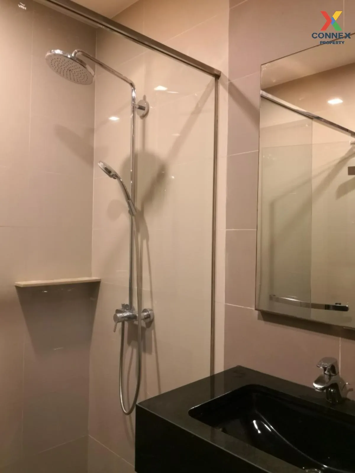 FOR RENT condo , EDGE Sukhumvit 23 , BTS-Asok , Khlong Toei Nuea 