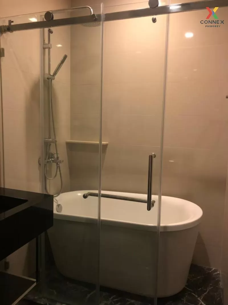 FOR RENT condo , EDGE Sukhumvit 23 , BTS-Asok , Khlong Toei Nuea 