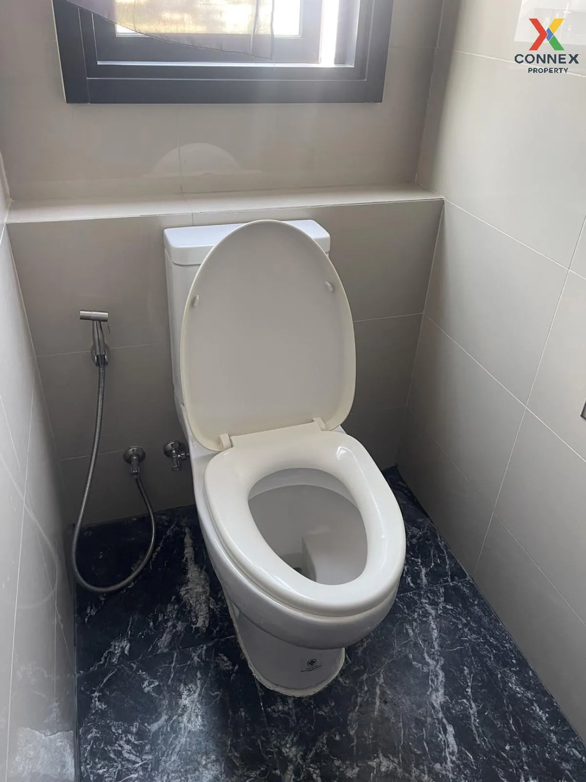 For Sale Condo , EDGE Sukhumvit 23 , BTS-Asok , Khlong Toei Nuea 