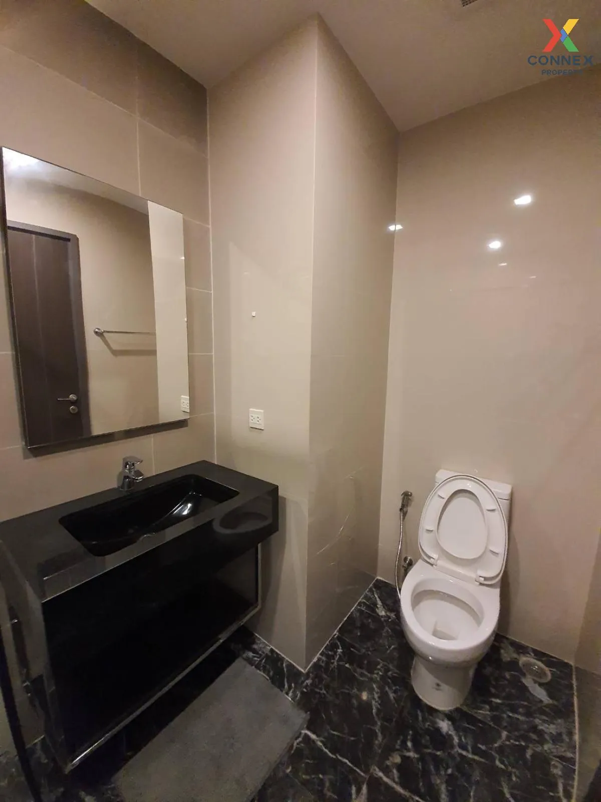 เช่าคอนโด  เอดจ์ สุขุมวิท 23 BTS-อโศก คลองเตยเหนือ เขต วัฒนา กรุง