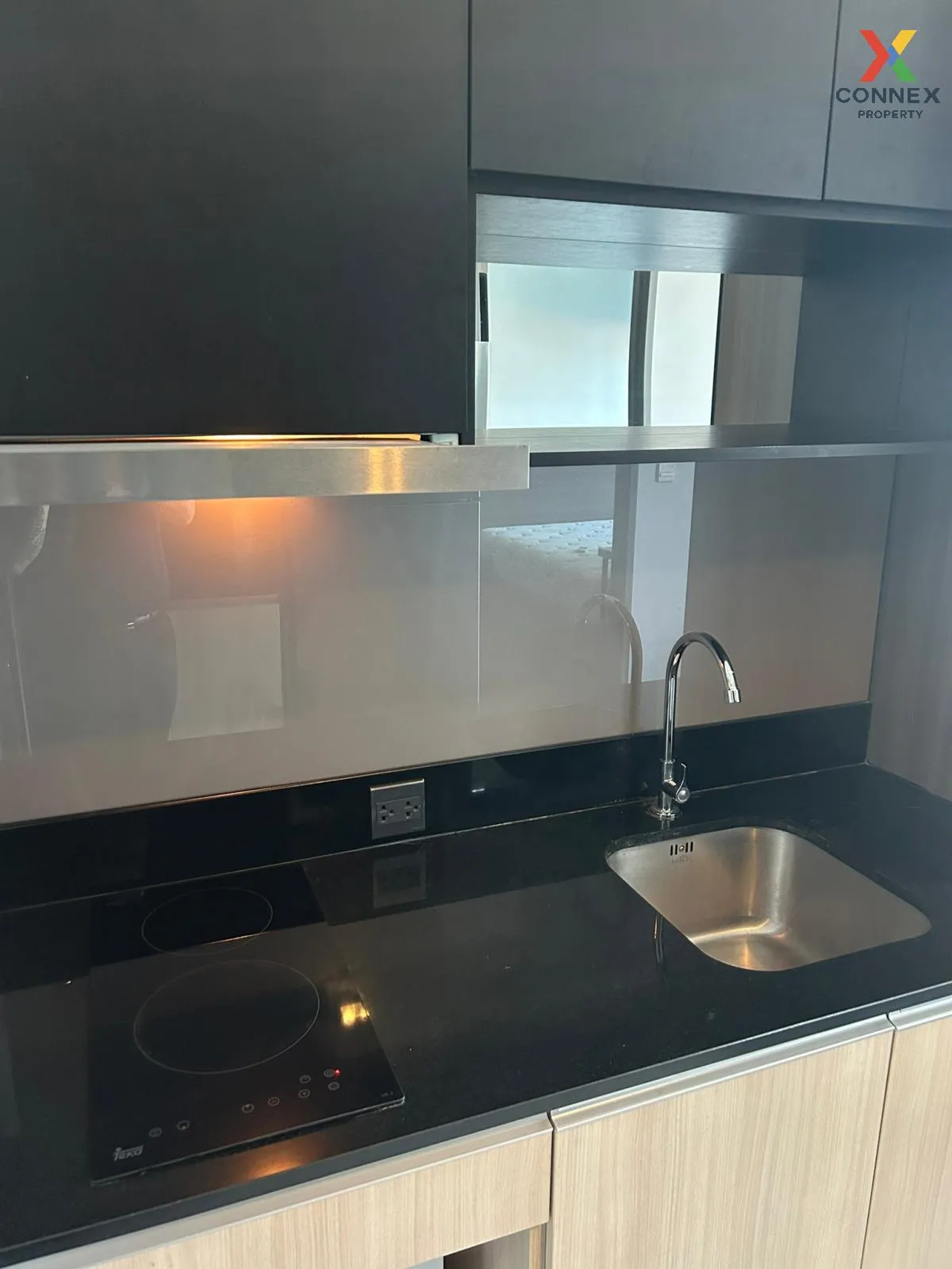 FOR RENT condo , EDGE Sukhumvit 23 , BTS-Asok , Khlong Toei Nuea 