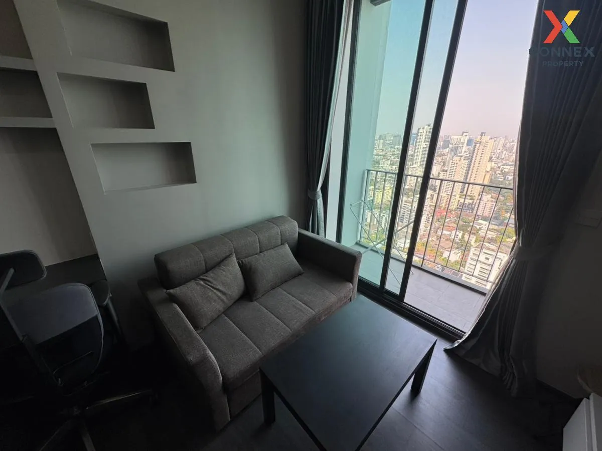 FOR RENT condo , EDGE Sukhumvit 23 , BTS-Asok , Khlong Toei Nuea  1