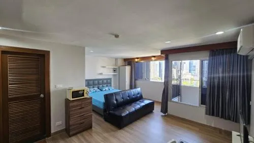 For Rent Condo , First Tower , Khlong Toei Nuea , Watthana , Bangkok , CX-09858