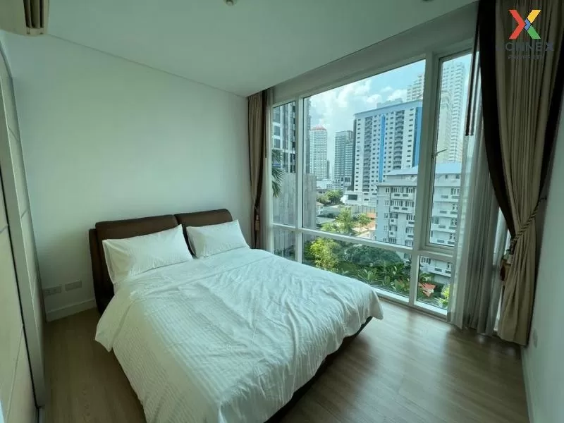 FOR RENT condo , Fullerton Sukhumvit , nice view , BTS-Ekkamai , 