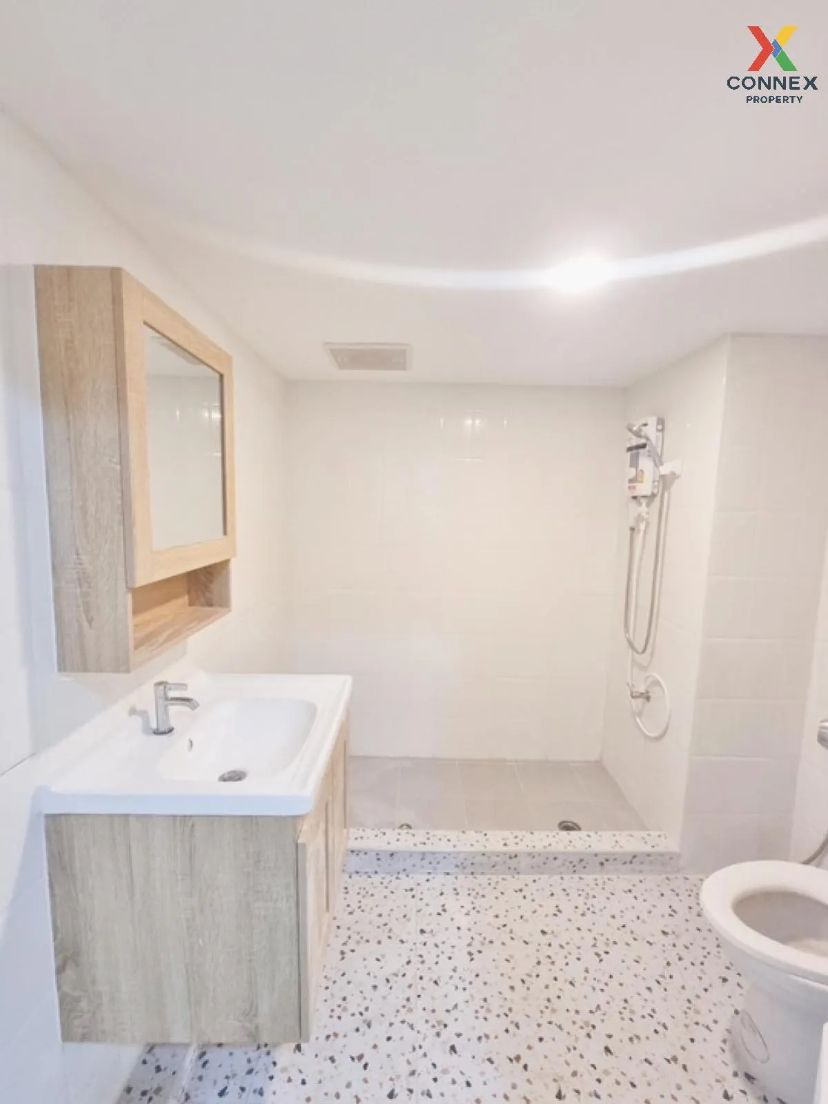 For Sale Condo , City Villa , MRT-Ladprao 101 , Khlong Chan , Ban