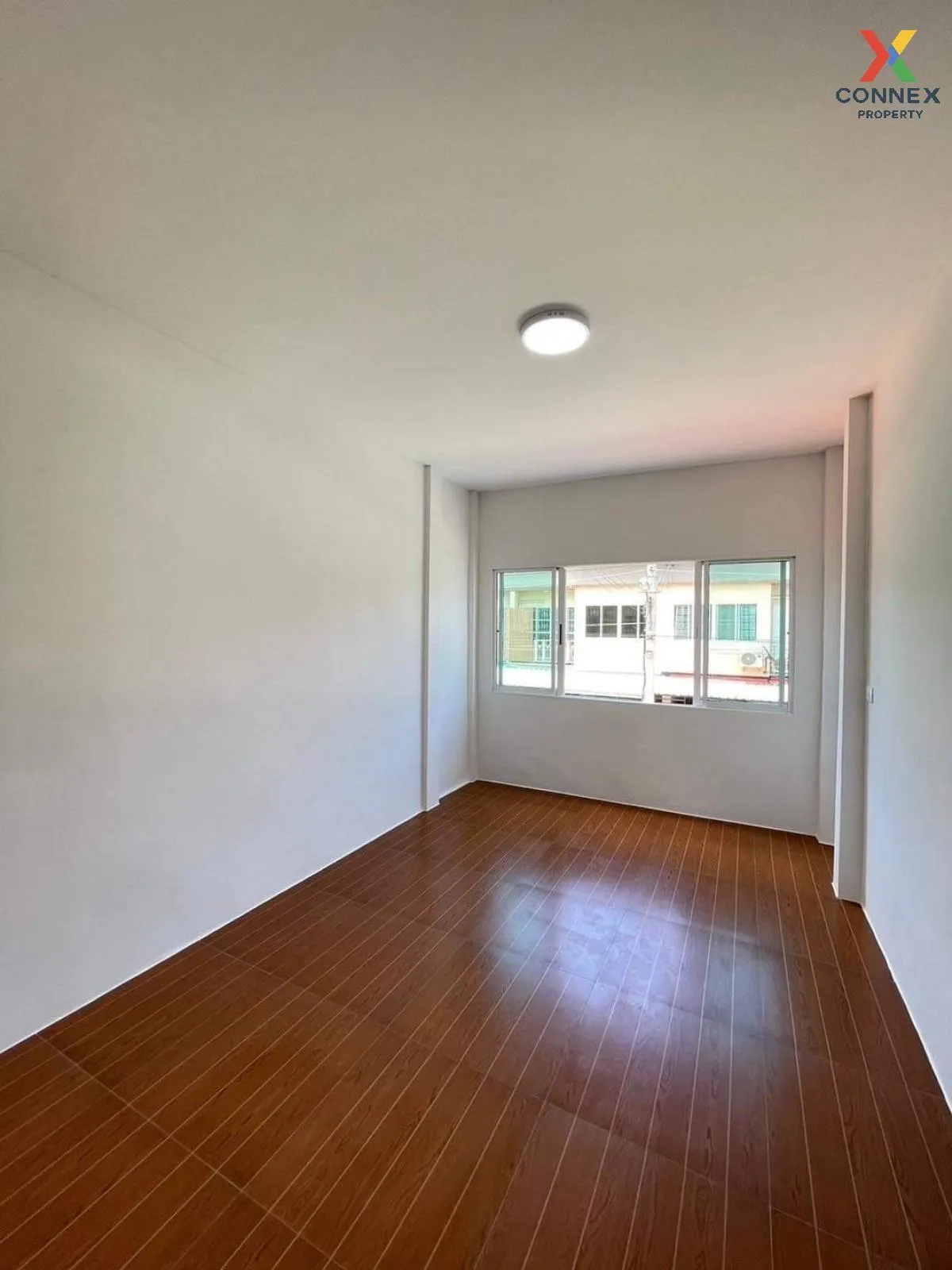 ขายทาวน์เฮ้าส์/ทาวน์โฮม  ทรัพย์ยั่งยืน รีโนเวทใหม่ บางปูใหม่ เมือ