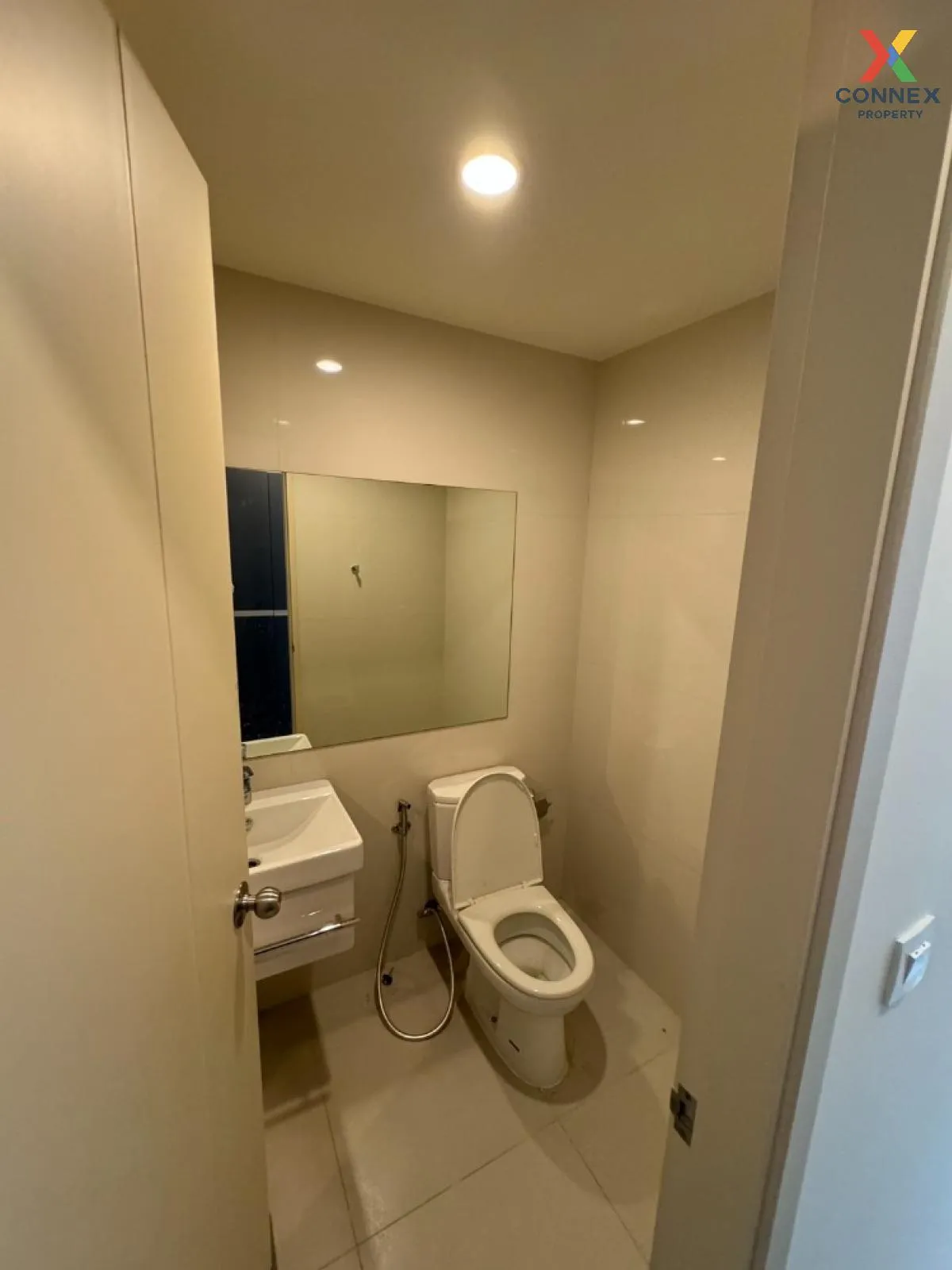 For Rent Condo , Life Asoke , MRT-Phetchaburi , Bang Kapi , Huai 