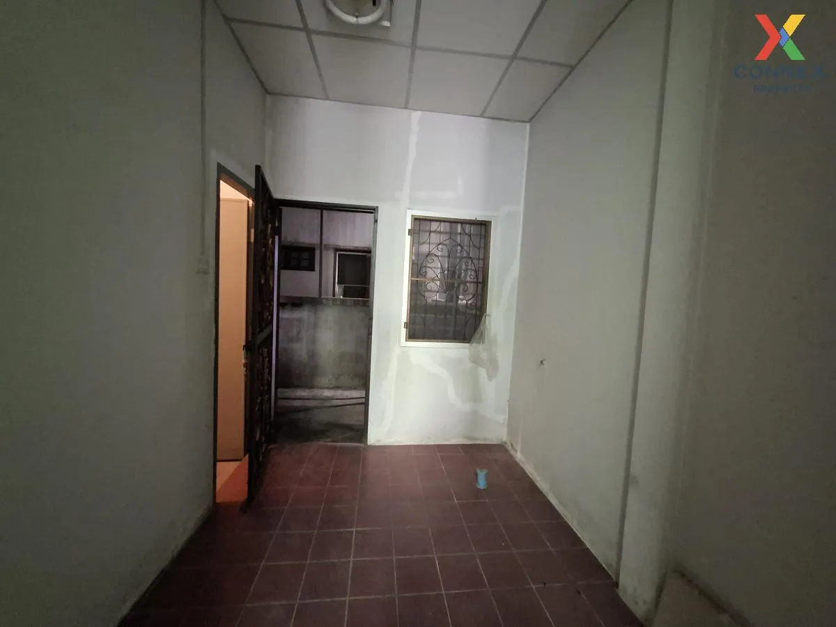 For Sale Townhouse/Townhome  , Lert Ubon Watcharapol Ramintra , T