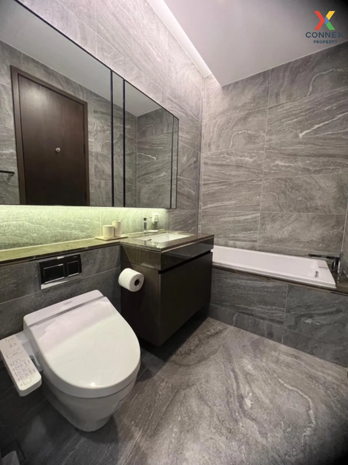 For Rent Condo , The Esse Sukhumvit 36 , BTS-Thong Lo , Phra Khan