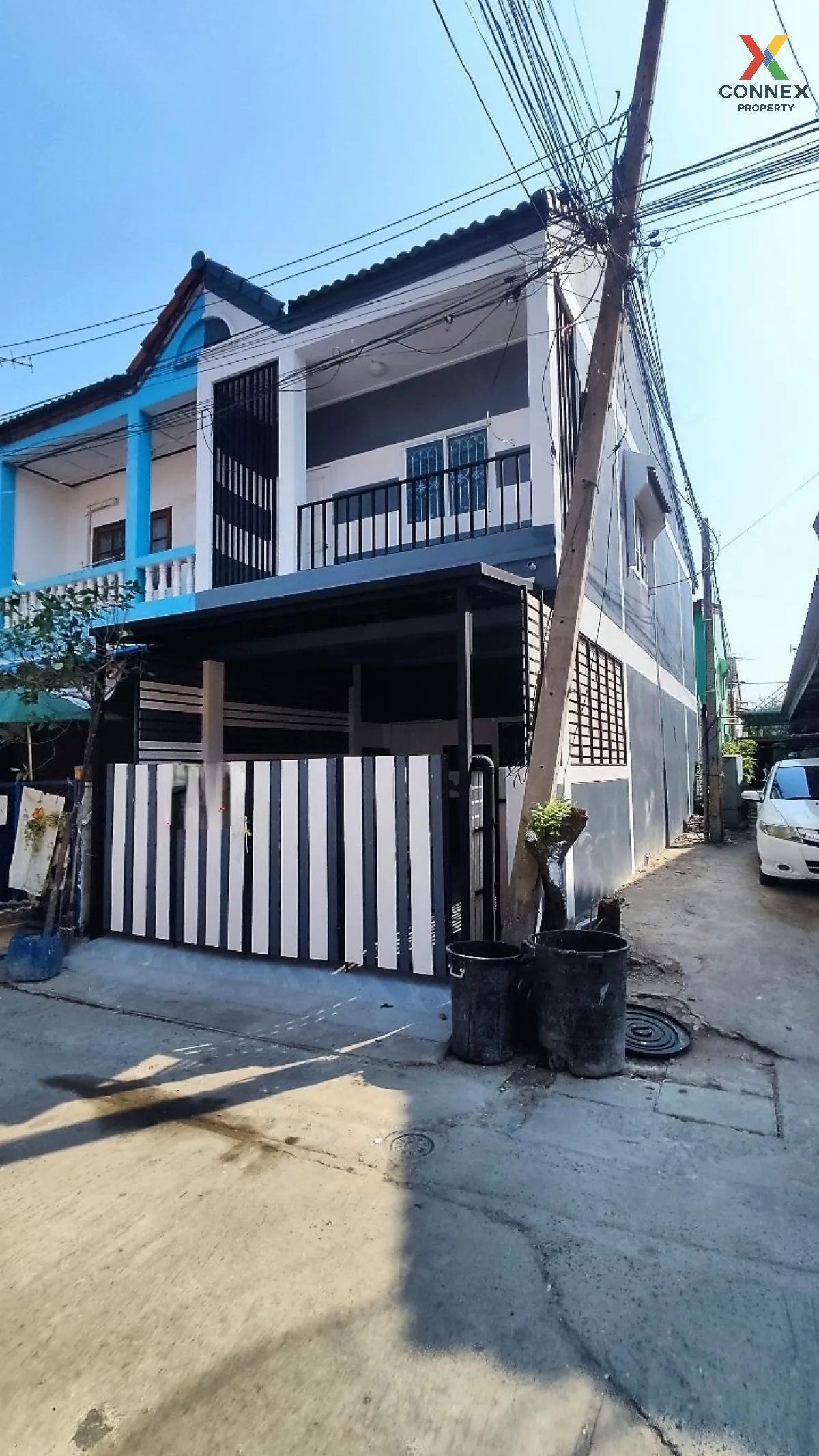For Sale Townhouse/Townhome  , Baan Air Villa , corner unit , new 1