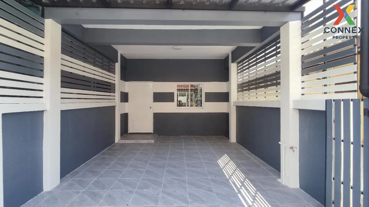 For Sale Townhouse/Townhome  , Baan Air Villa , corner unit , new 3