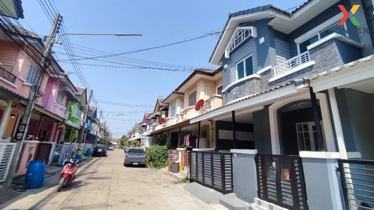 For Sale Townhouse/Townhome  , Warangkul Klong 3 , newly renovate 2