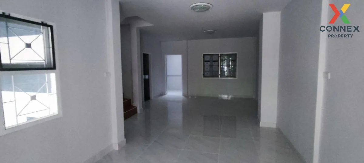 For Sale Townhouse/Townhome  , Warangkul Klong 3 , newly renovate 3