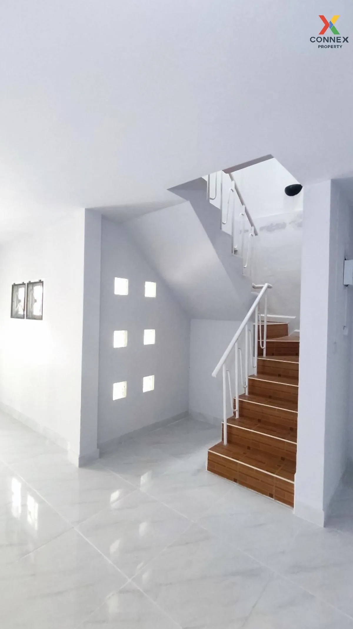 For Sale Townhouse/Townhome  , Warangkul Klong 3 , newly renovate 4