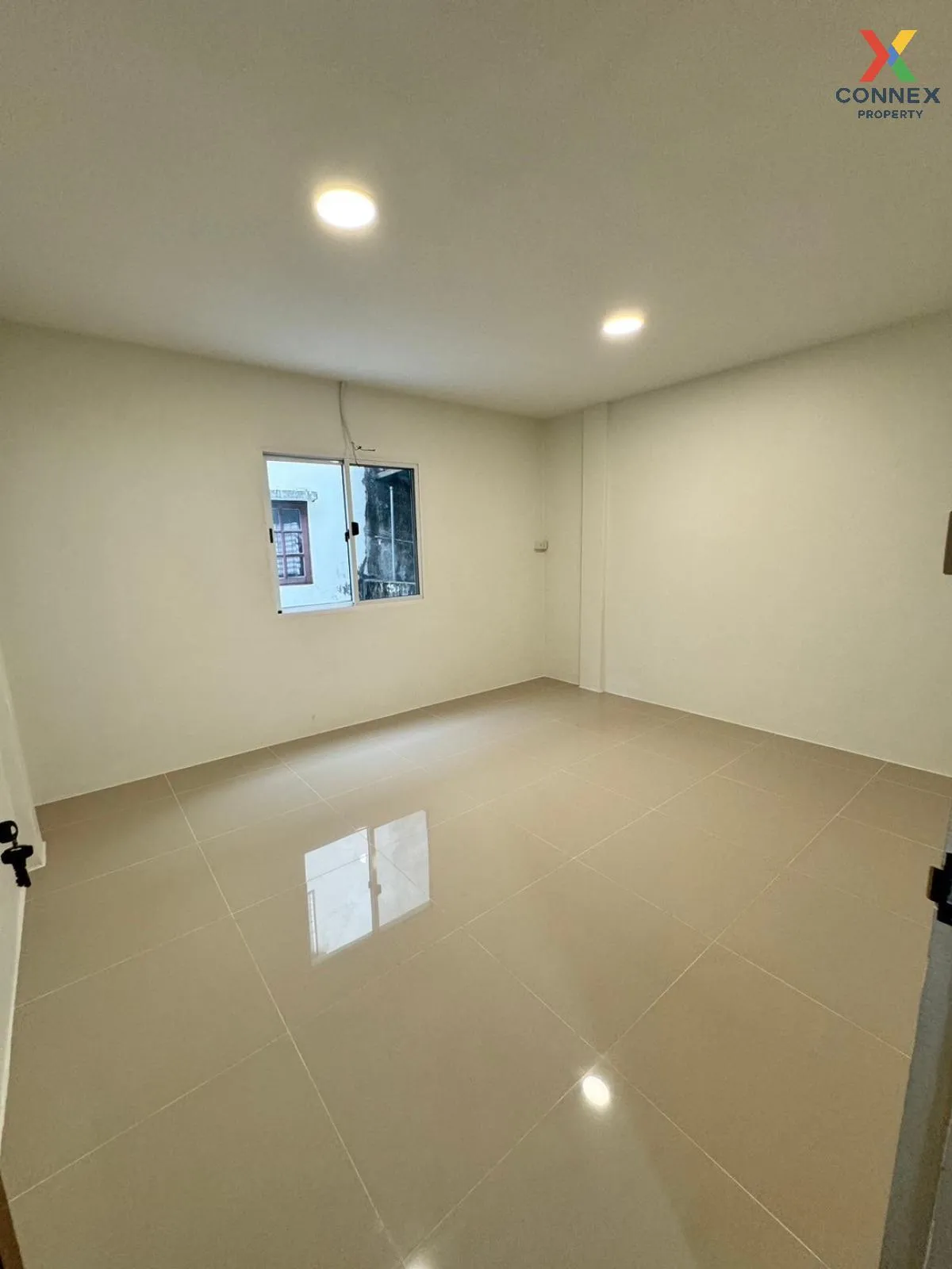 For Sale Townhouse/Townhome  ,  Baan Phasakorn , newly renovated 
