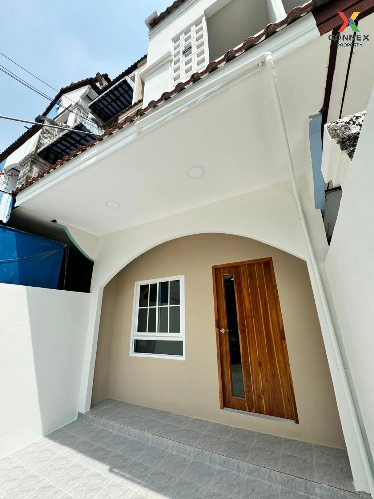 For Sale Townhouse/Townhome  ,  Baan Phasakorn , newly renovated  2
