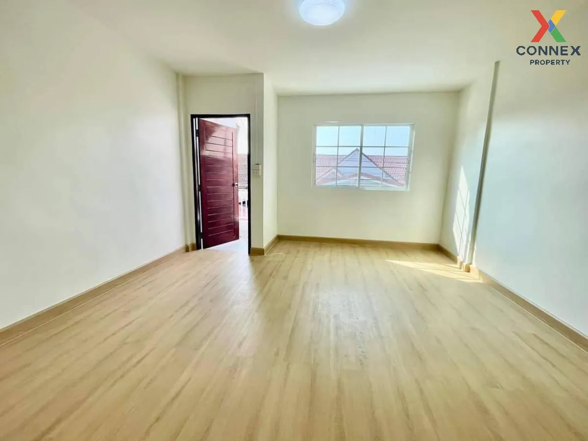 ขายทาวน์เฮ้าส์/ทาวน์โฮม  เค.ซี. การ์เด้นโฮม สามวาตะวันออก เขต คลอ