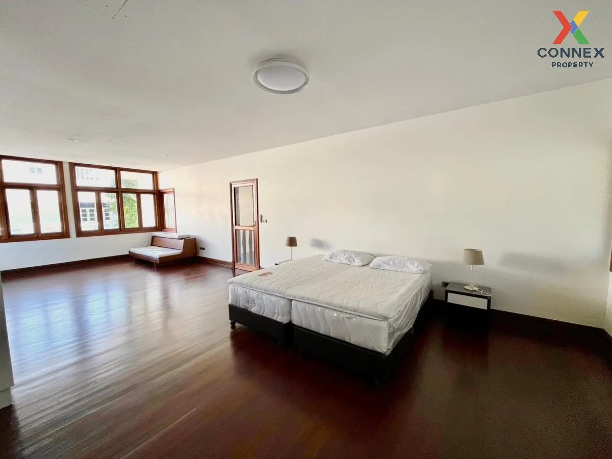 For Rent home, 2 storey, Rajavithi 2 , newly renovated , Sam Sen 