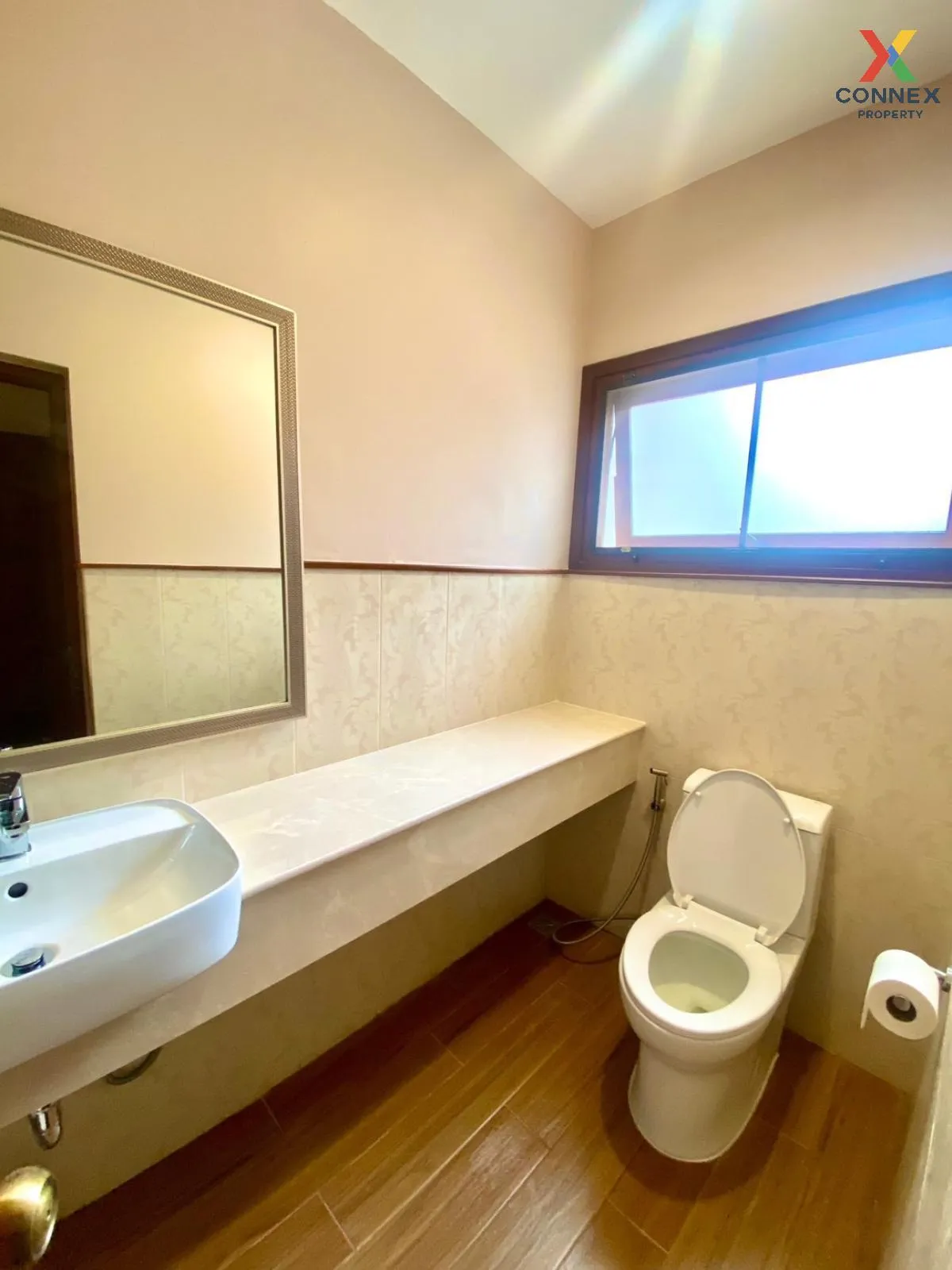 For Rent home, 2 storey, Rajavithi 2 , newly renovated , Sam Sen 