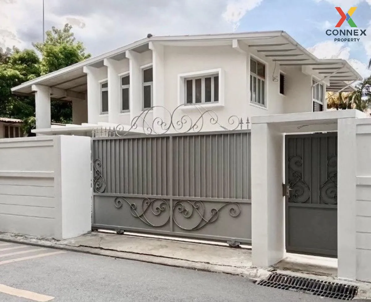 For Rent home, 2 storey, Rajavithi 2 , newly renovated , Sam Sen  1