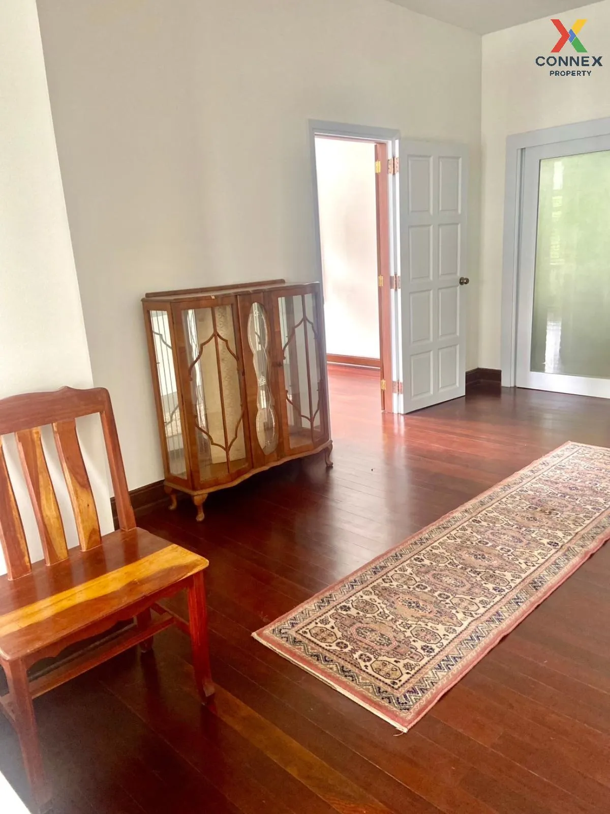 For Rent home, 2 storey, Rajavithi 2 , newly renovated , Sam Sen 