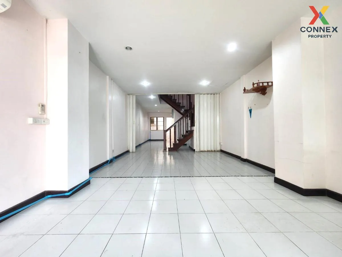 For Sale Townhouse/Townhome  , Baan Bussarin Pinklao , Krathum Lo For Sale Townhouse/Townhome  , Baan Bussarin Pinklao , Krathum Lo