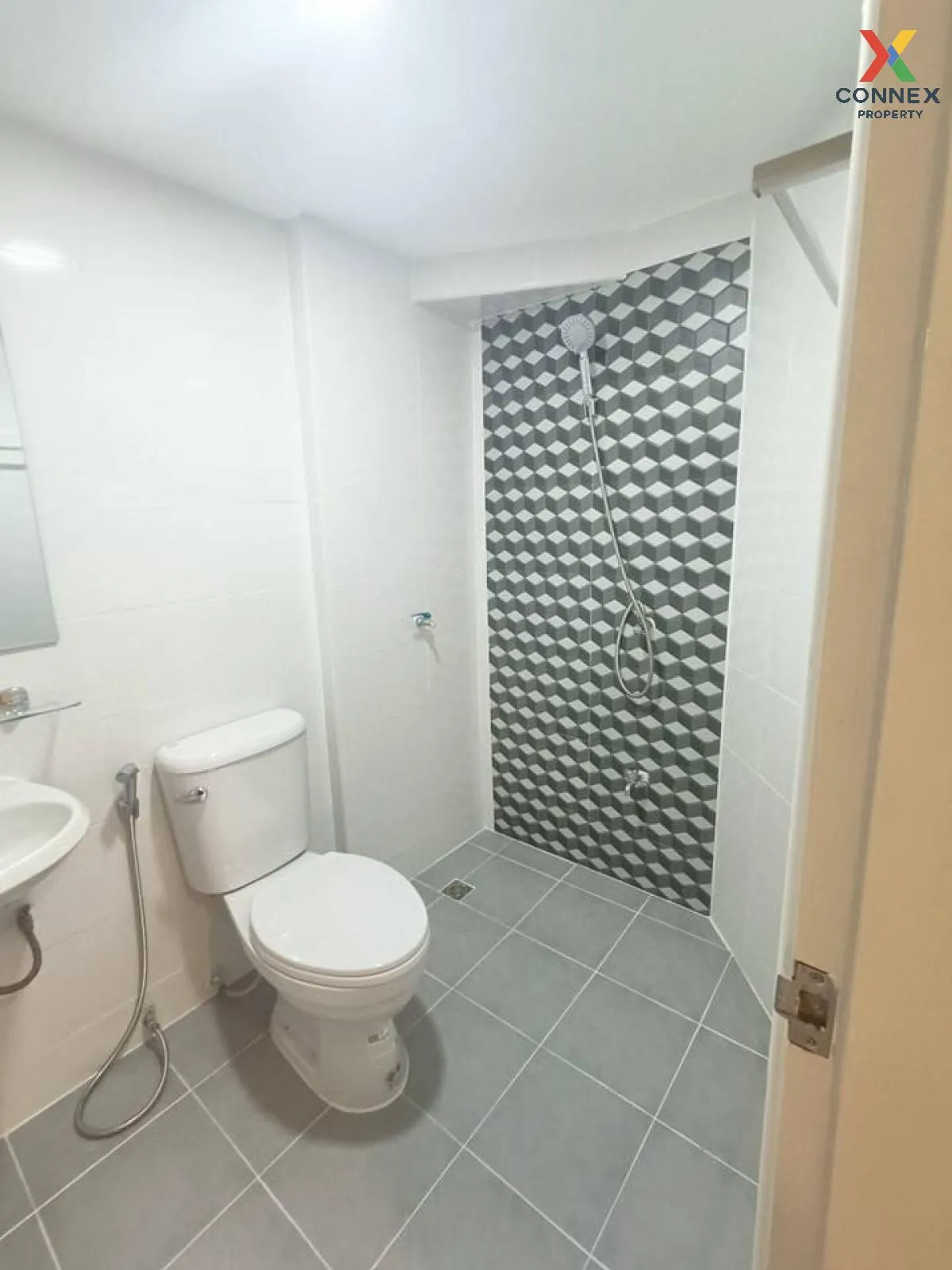 For Sale Townhouse/Townhome  , Nanthana Garden Tha It , Bang Rak  For Sale Townhouse/Townhome  , Nanthana Garden Tha It , Bang Rak