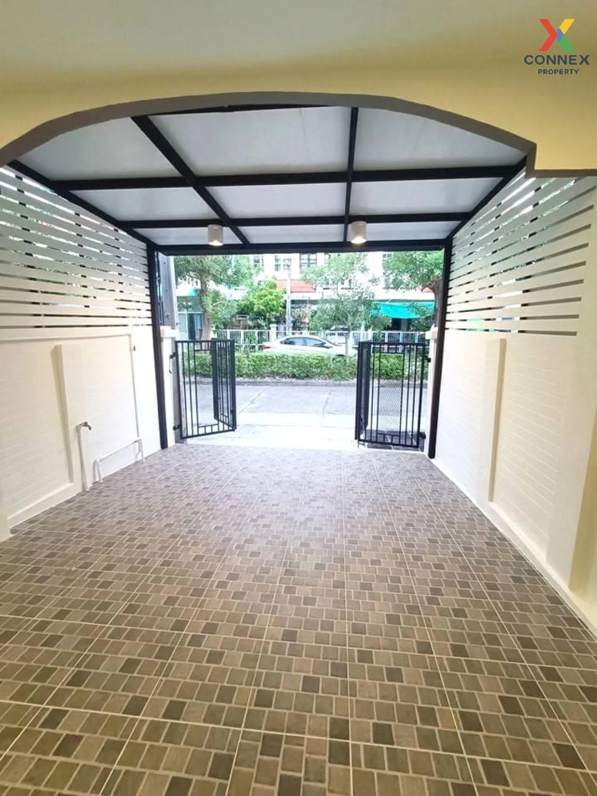 For Sale Townhouse/Townhome  , Nanthana Garden Tha It , Bang Rak  For Sale Townhouse/Townhome  , Nanthana Garden Tha It , Bang Rak  3