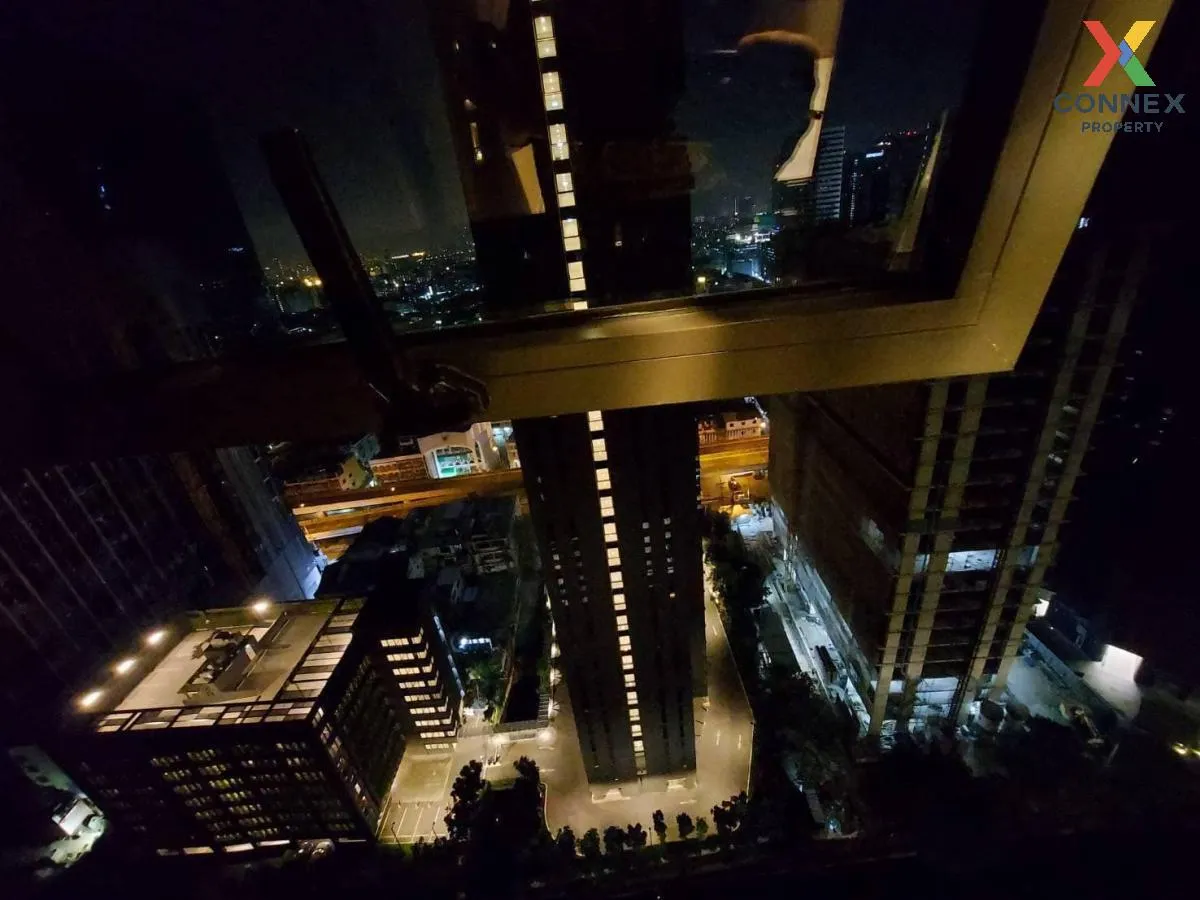 For Rent Condo , Life Asoke - Rama 9 , MRT-Phra Ram 9 , Makkasan 