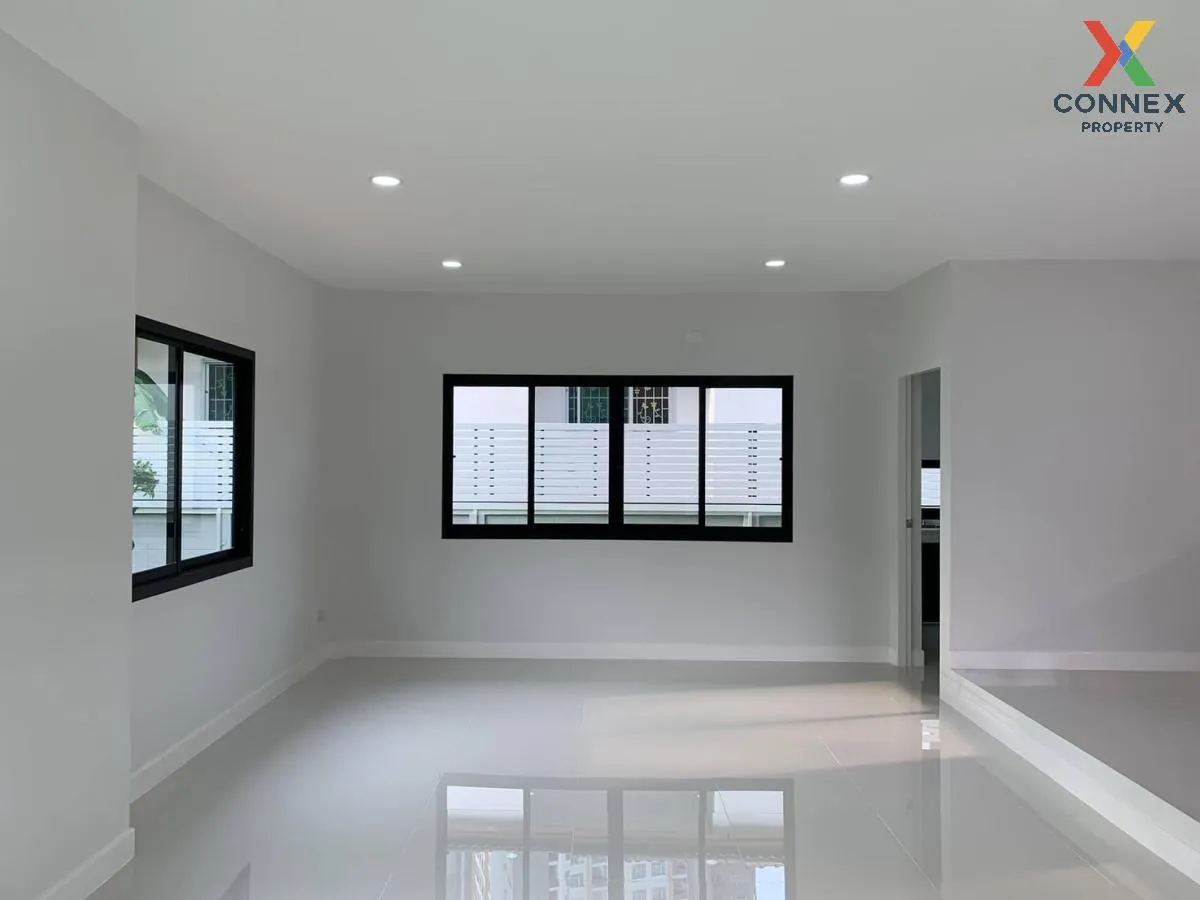 For Sale House , Baan Kritsada Nakhon 10 , newly renovated , Bang 4