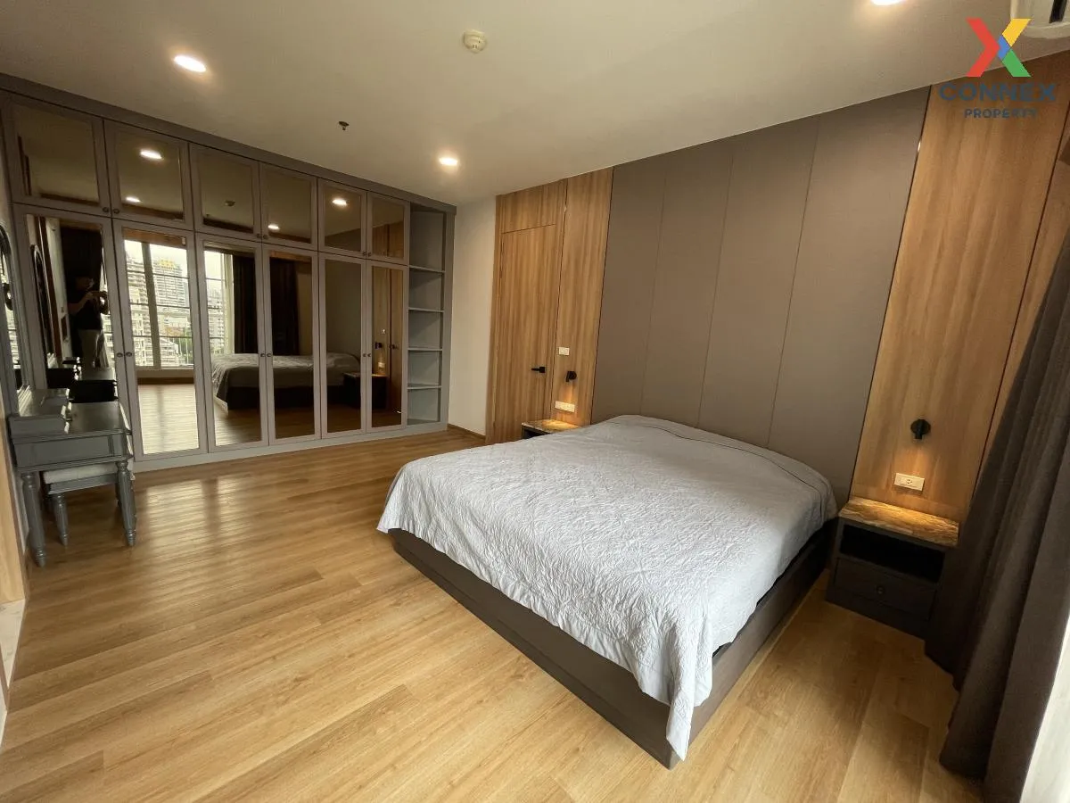 For Sale Condo , Citi Smart Sukhumvit 18 , corner unit , newly re For Sale Condo , Citi Smart Sukhumvit 18 , corner unit , newly re