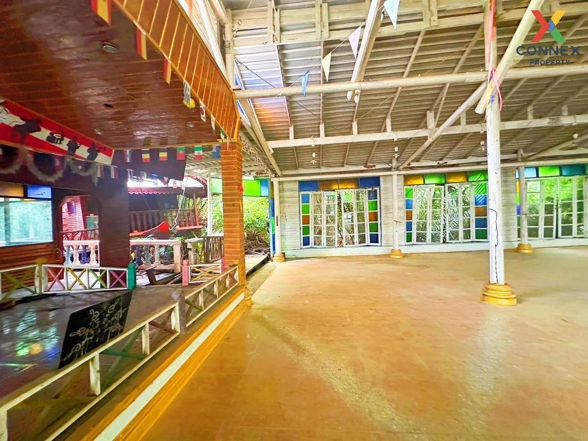 ขายรีสอร์ท ติดแม่น้ำแม่กลอง สมุทรสงคราม ใกล้วัดจุฬามณี วิวแม่น้ำ  ขายรีสอร์ท ติดแม่น้ำแม่กลอง สมุทรสงคราม ใกล้วัดจุฬามณี วิวแม่น้ำ