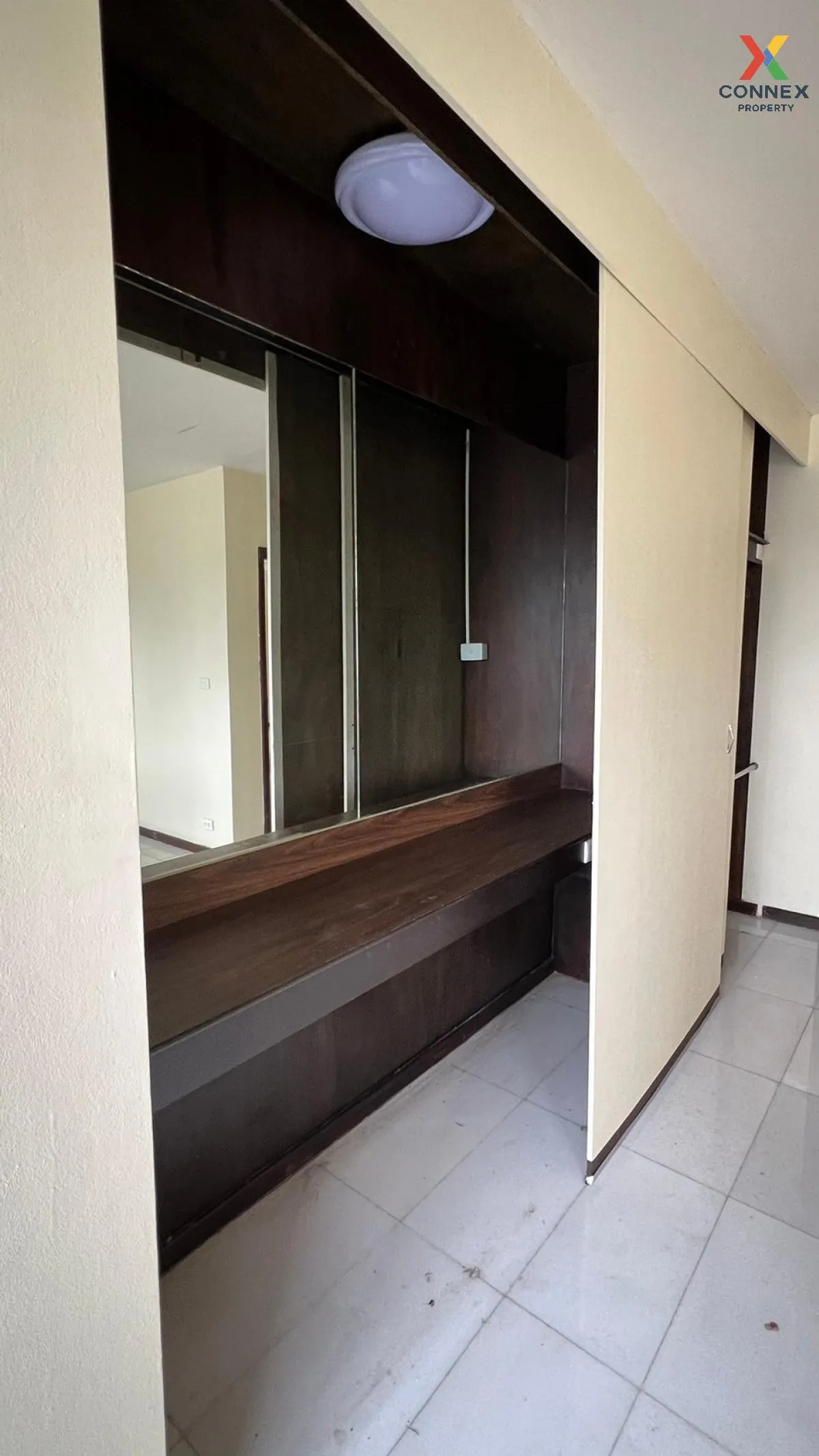 เช่าคอนโด  เอสวี ซิตี้ พระราม 3 บางโพงพาง เขต ยานนาวา กรุงเทพ CX-