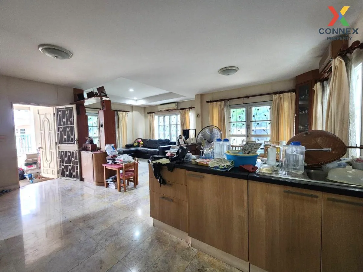 For Sale House , Parichat Village 345 , Bang Khu Wat , Mueang Pat