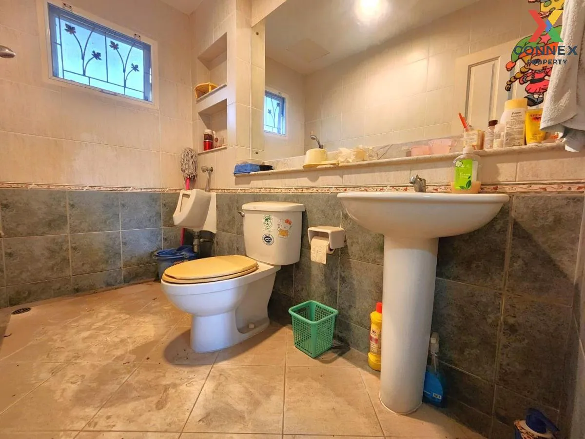 For Sale House , Parichat Village 345 , Bang Khu Wat , Mueang Pat