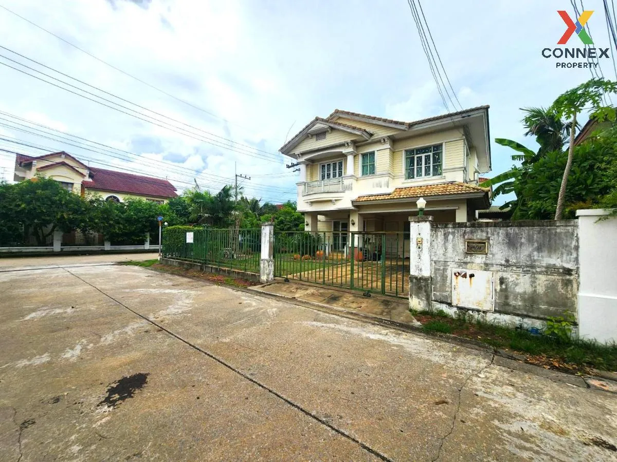 For Sale House , Parichat Village 345 , Bang Khu Wat , Mueang Pat 2