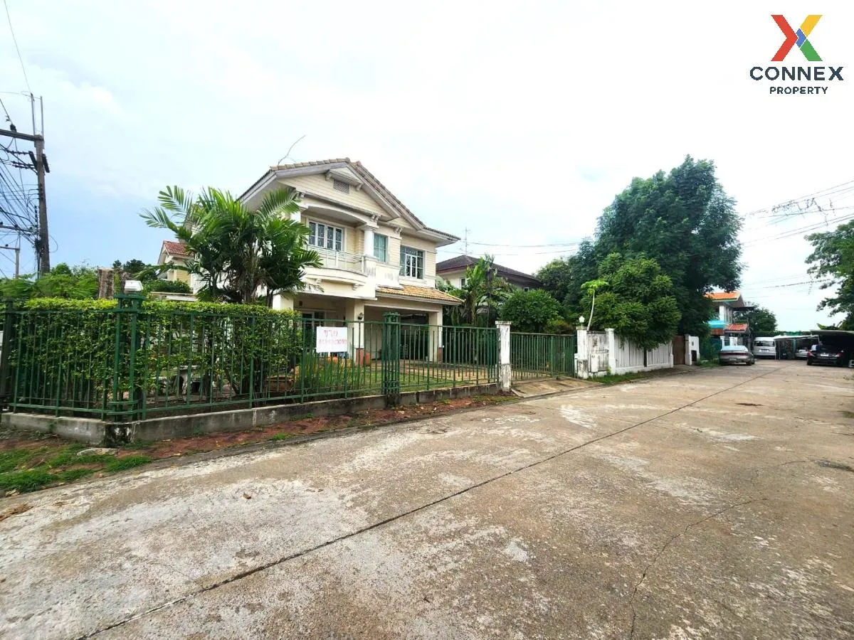 For Sale House , Parichat Village 345 , Bang Khu Wat , Mueang Pat 3